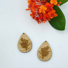 Load image into Gallery viewer, Timber Earring Blanks - Teardrop Wattle Silhouette