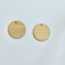 Load image into Gallery viewer, Timber Circle with hole
